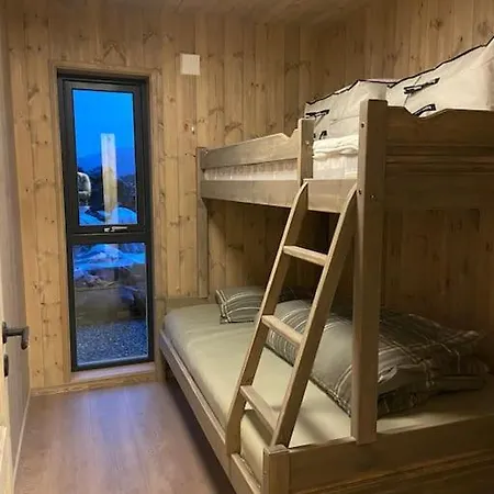 I Flott Og Naer Breen *